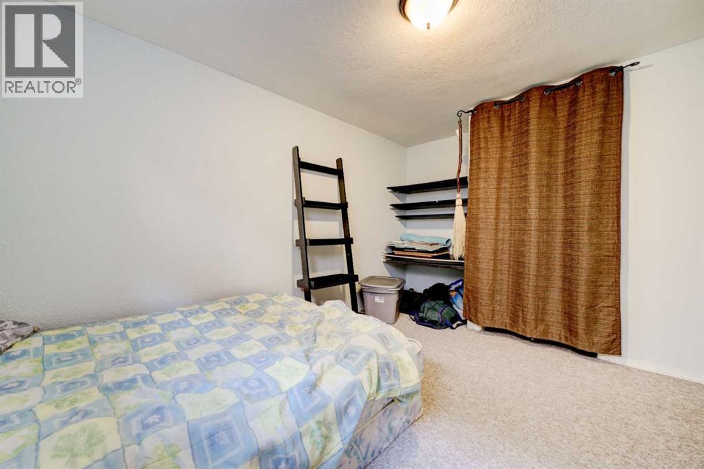 78 CHILCOTIN Road W - Image 29