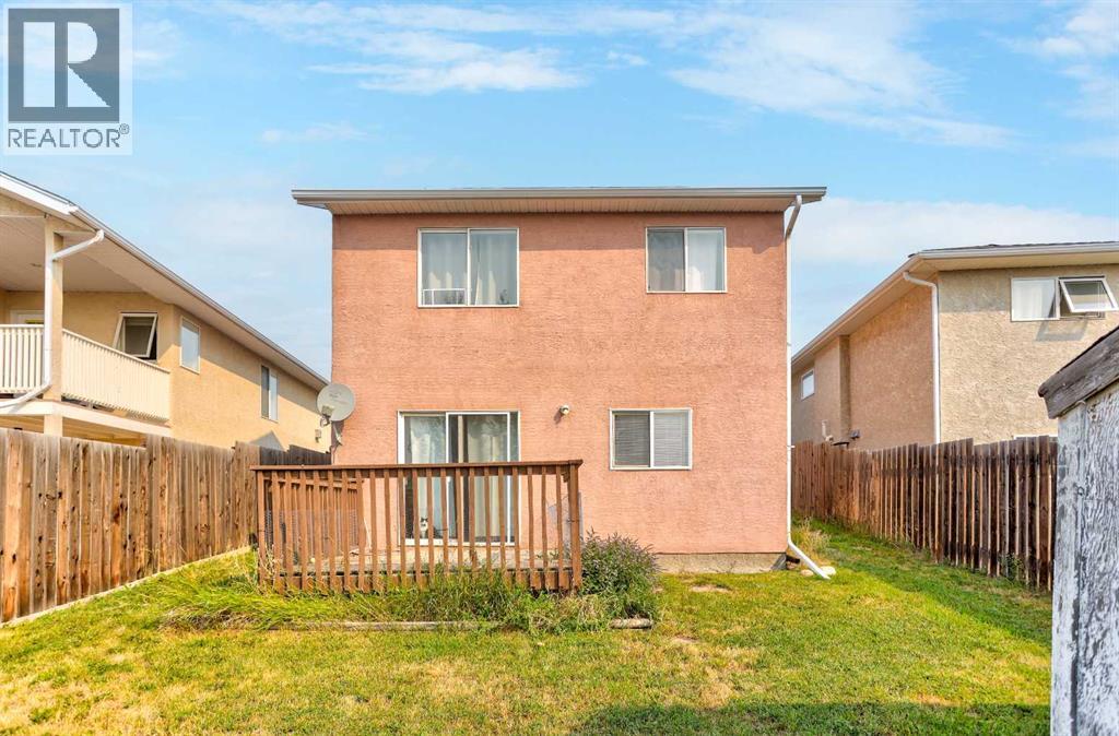 78 CHILCOTIN Road W - 32