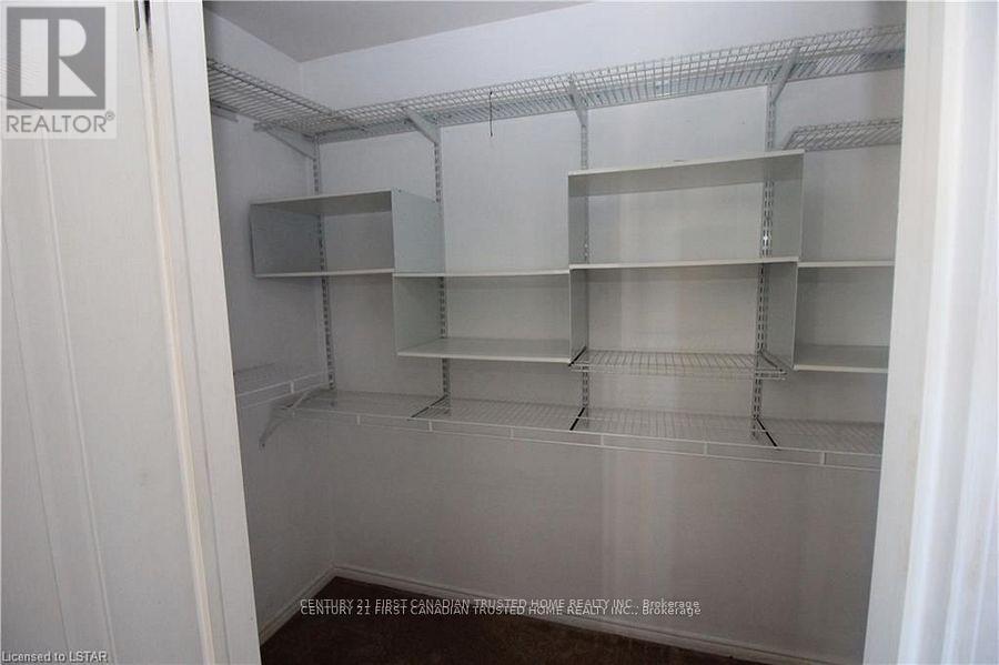 3 bedroom Single Family interior view, 199 Emerald Road, London South (South U), Ontario
