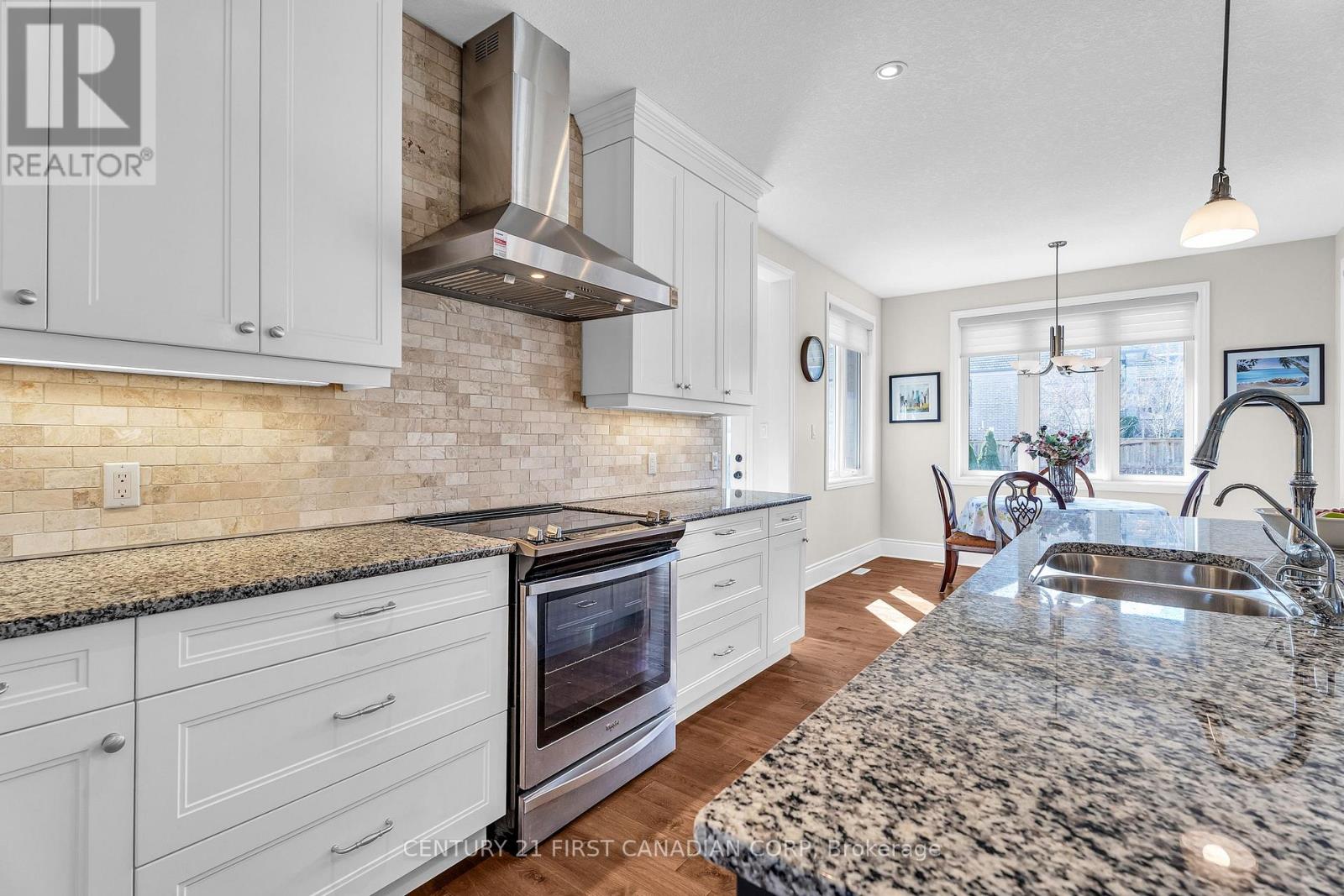 1895 SUMAC WAY - 20