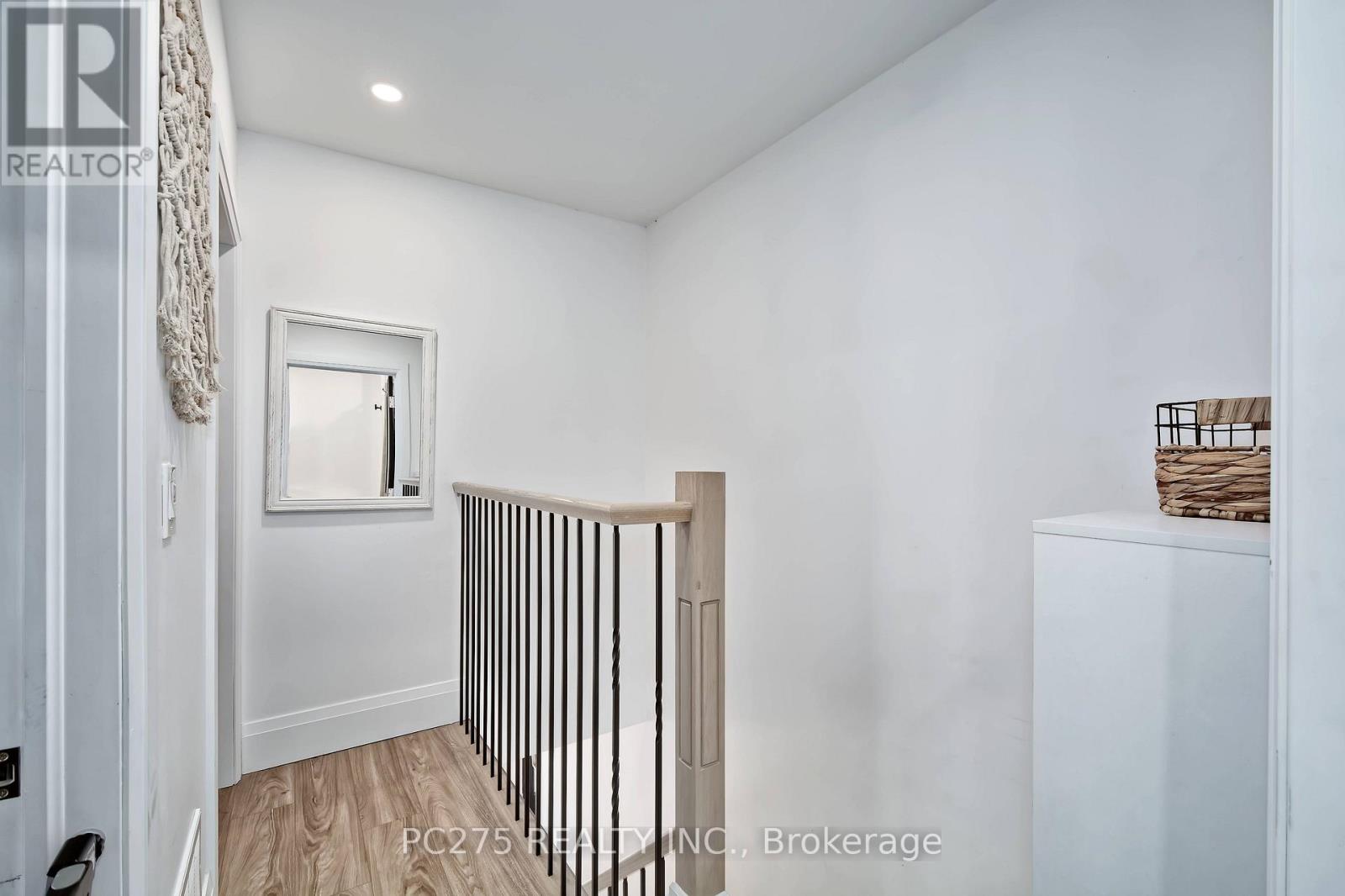 92 WALNUT STREET - 15