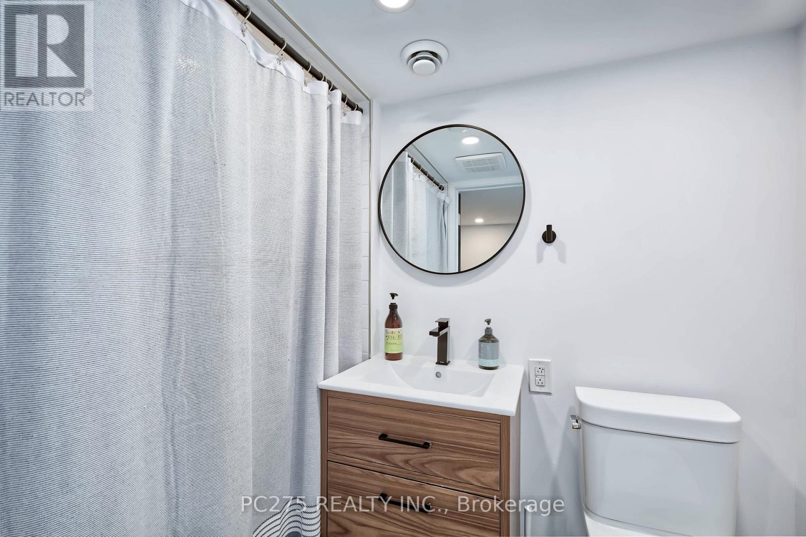 92 WALNUT STREET - Image 23