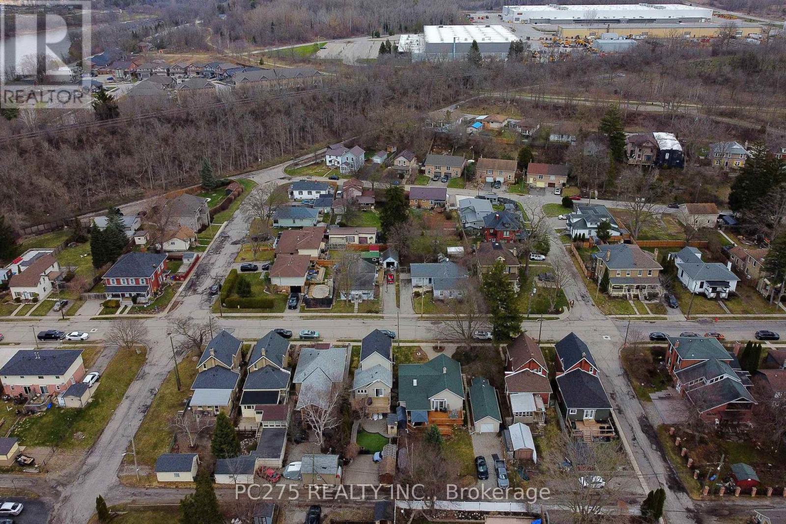 92 WALNUT STREET - Image 36