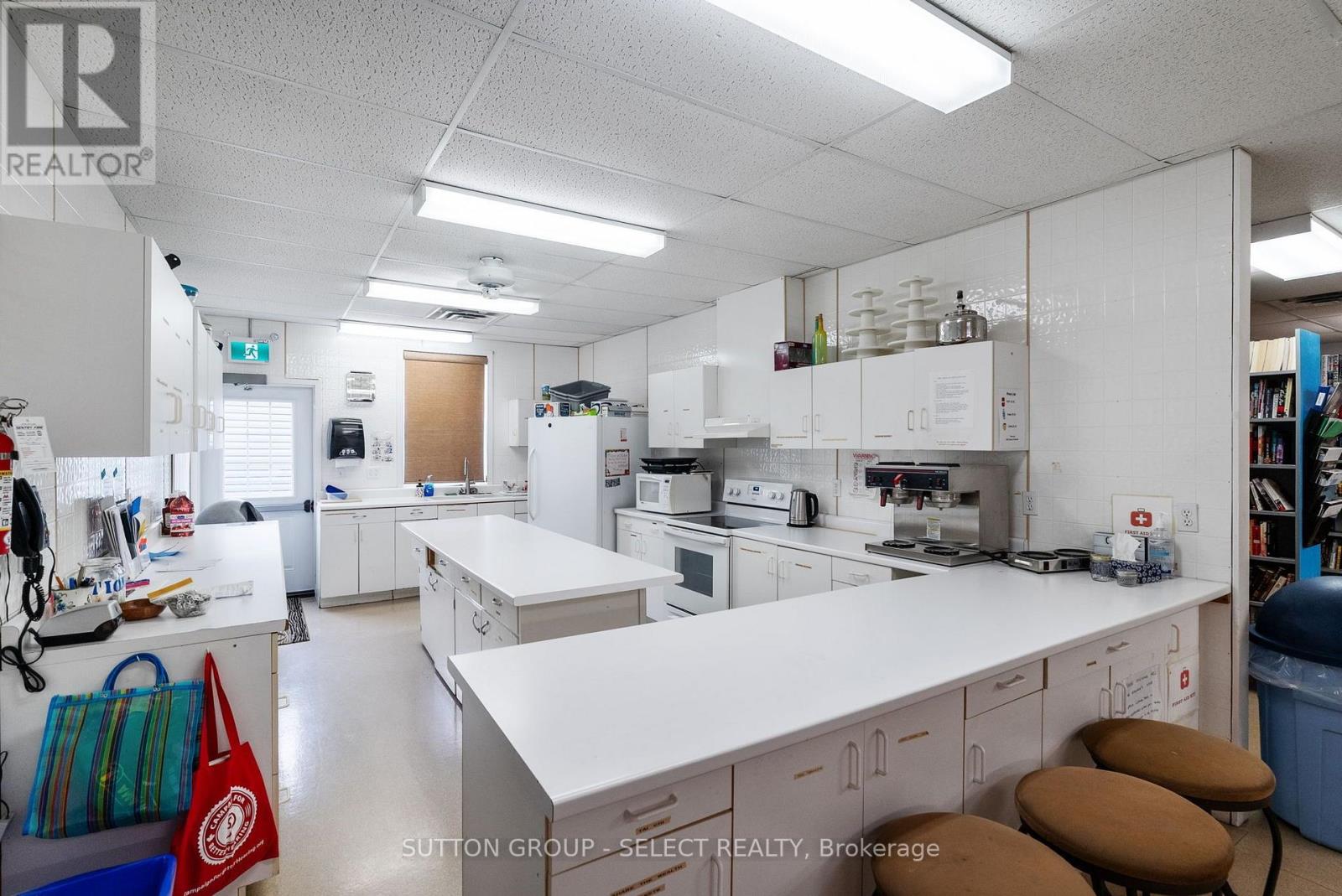 11 HURON LANE - Image 39