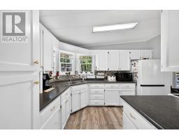 11 Huron Lane, Ashfield Colborne Wawanosh, ON N7A3Y2 Photo 15