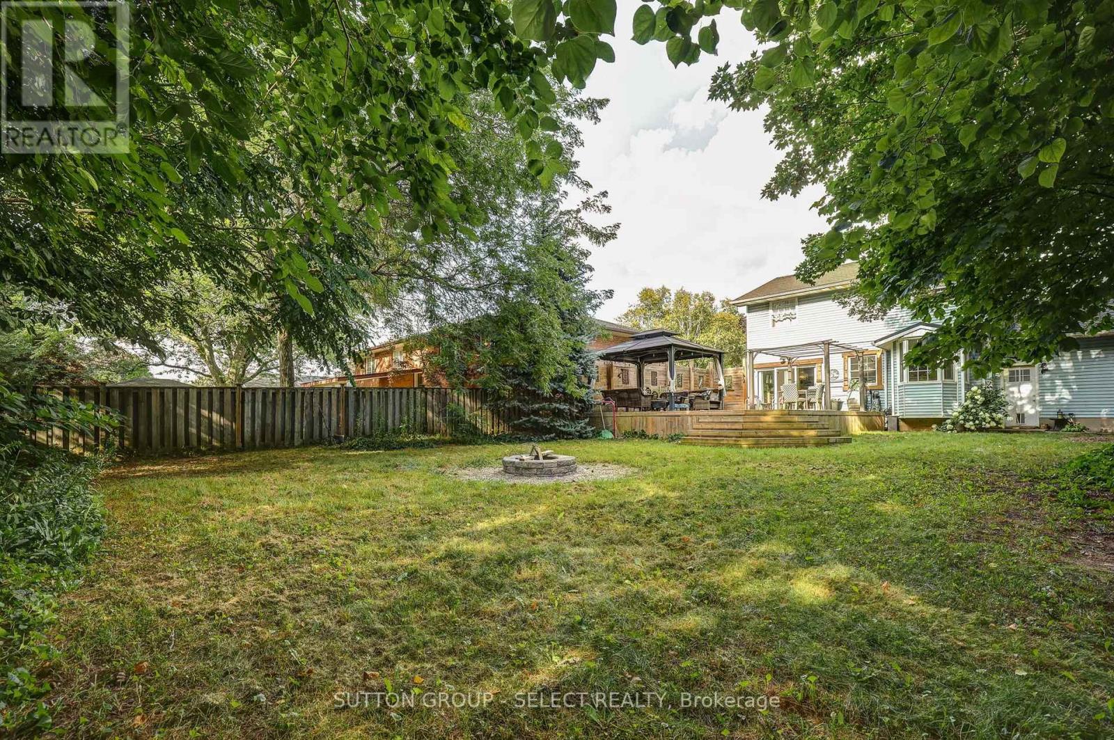 150 DUFFERIN STREET - 45