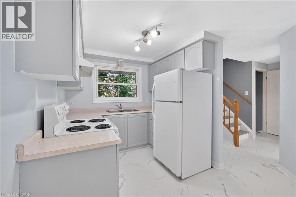 #86 129 VICTORIA Road N - Image 19
