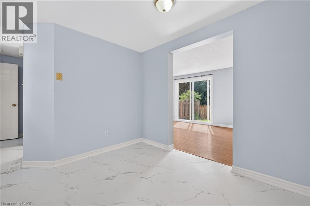 #86 129 VICTORIA Road N - 17