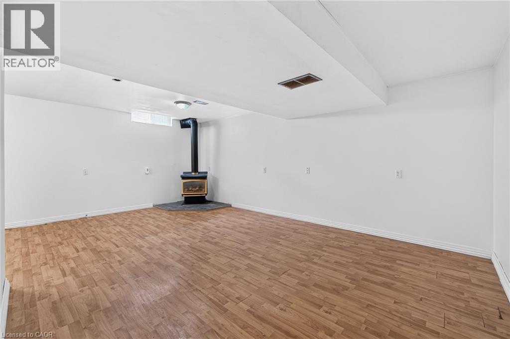 #86 129 VICTORIA Road N - 36