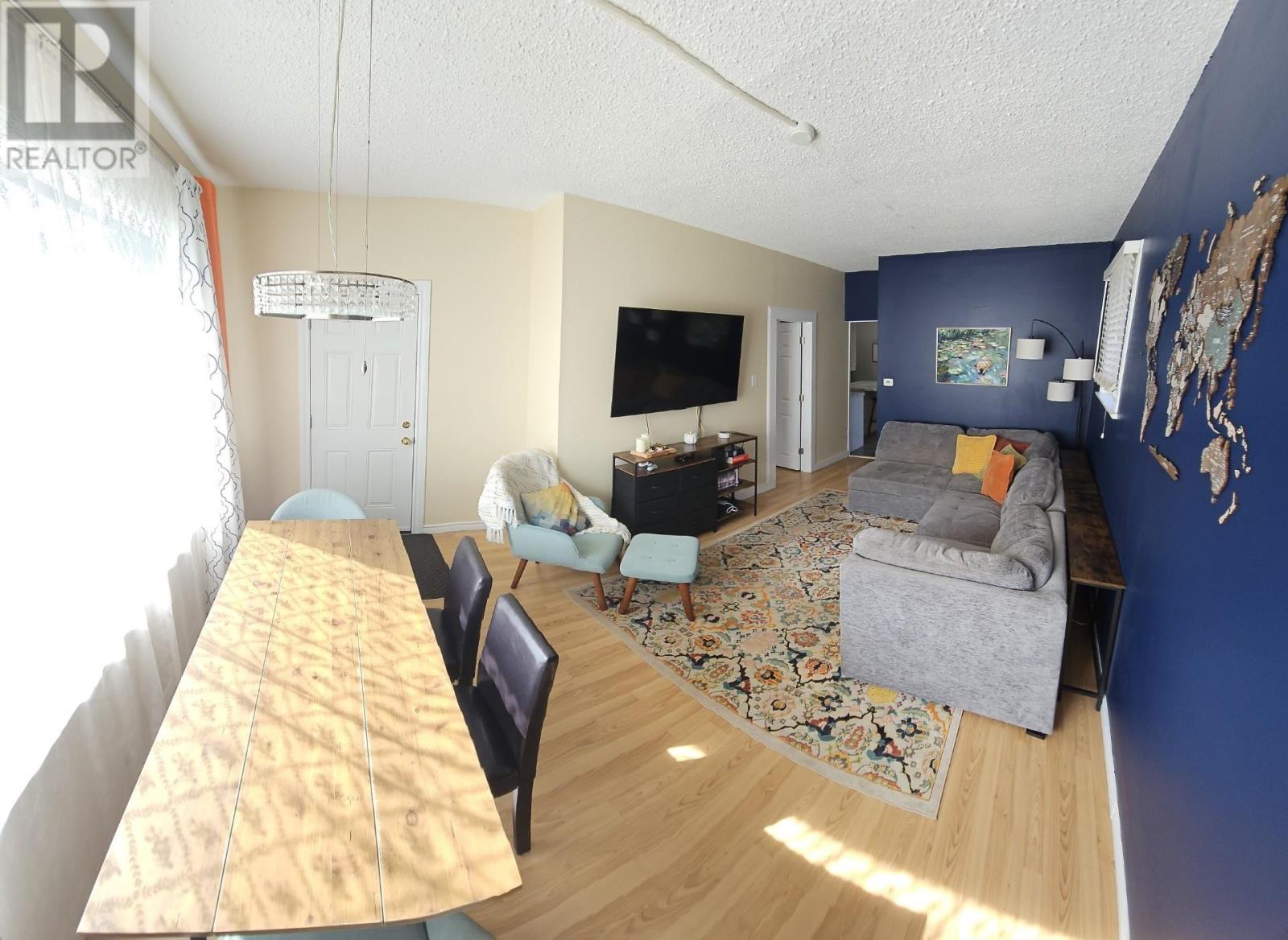 1121 Centre AVE - Image 5