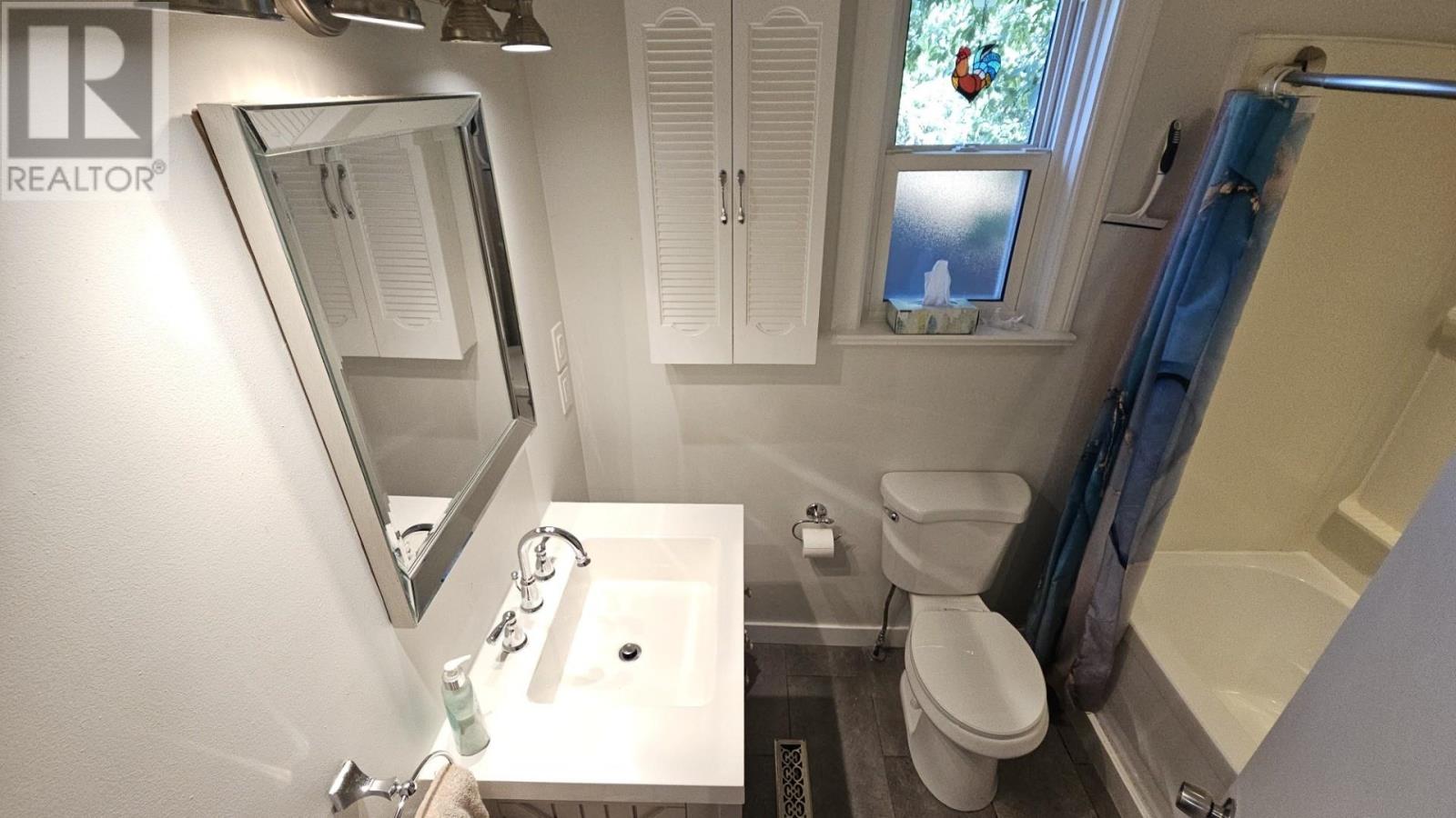 1121 Centre AVE - 23