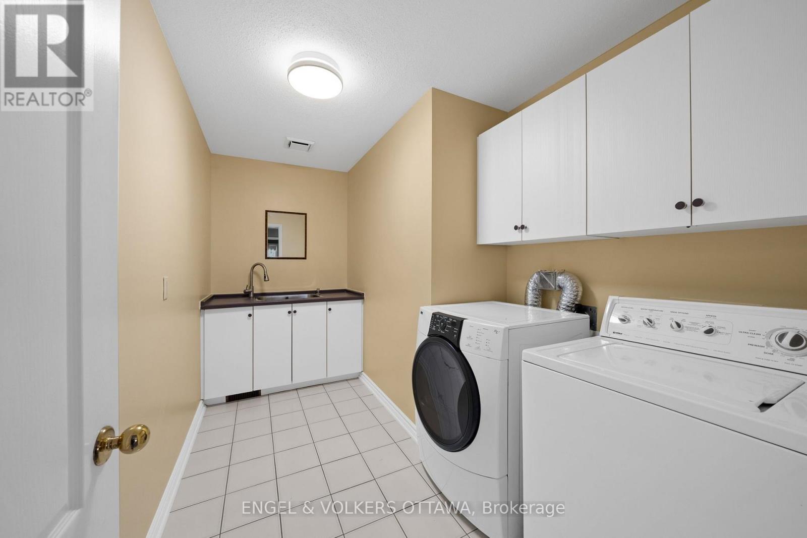 1088 BRAVAR DRIVE - Image 30