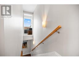 360 Ravenhill Avenue E, Ottawa, ON K2A1S5 Photo 24