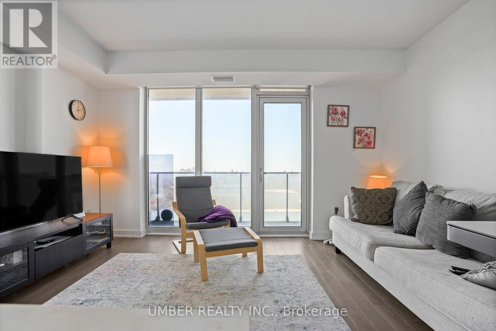 #1601 111 CHAMPAGNE AVENUE - Image 6