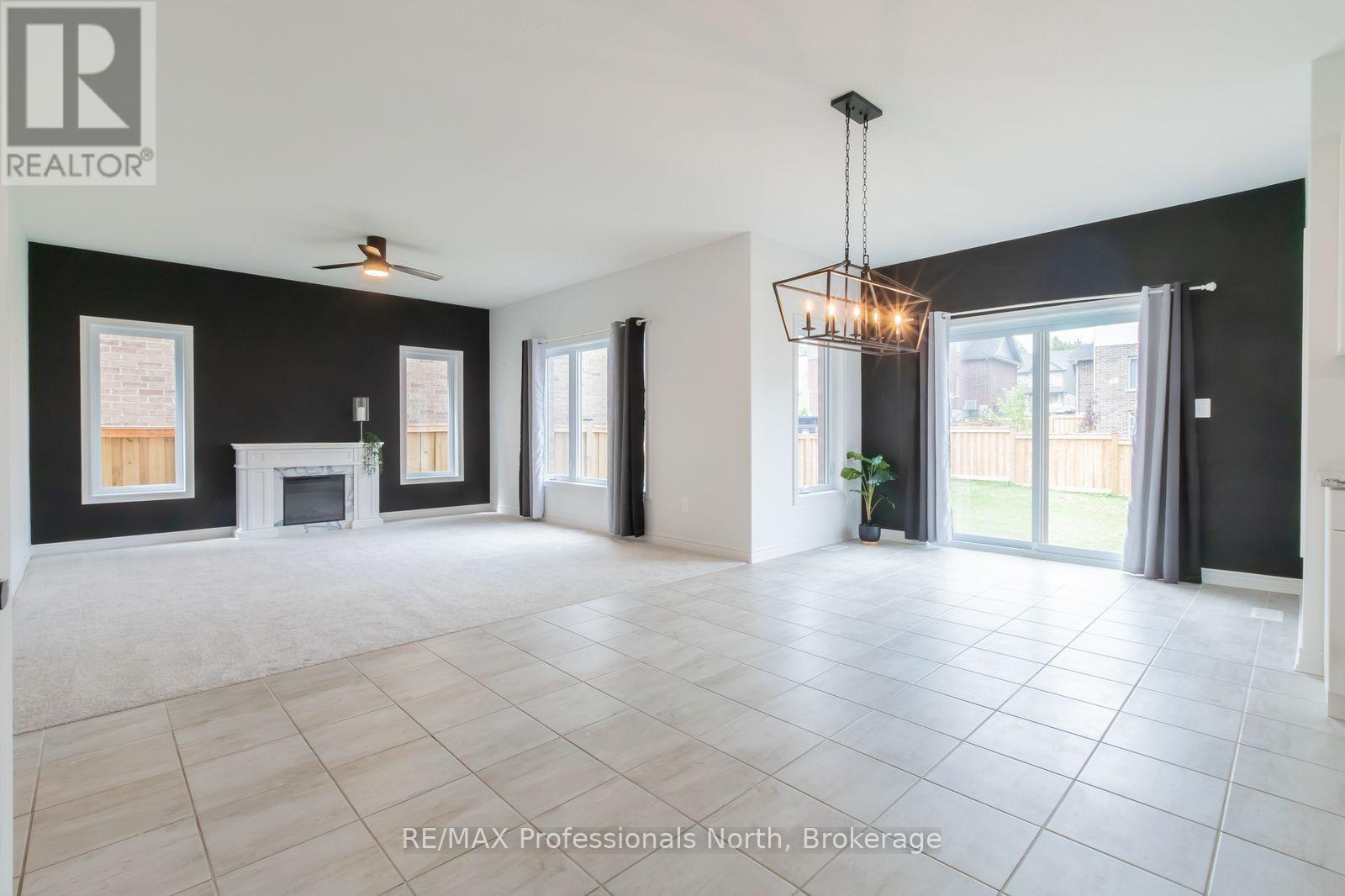 75 EAGLECREST AVENUE - 10