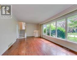 235 Tweedsdale Crescent, Oakville, ON L6L4P8 Photo 11