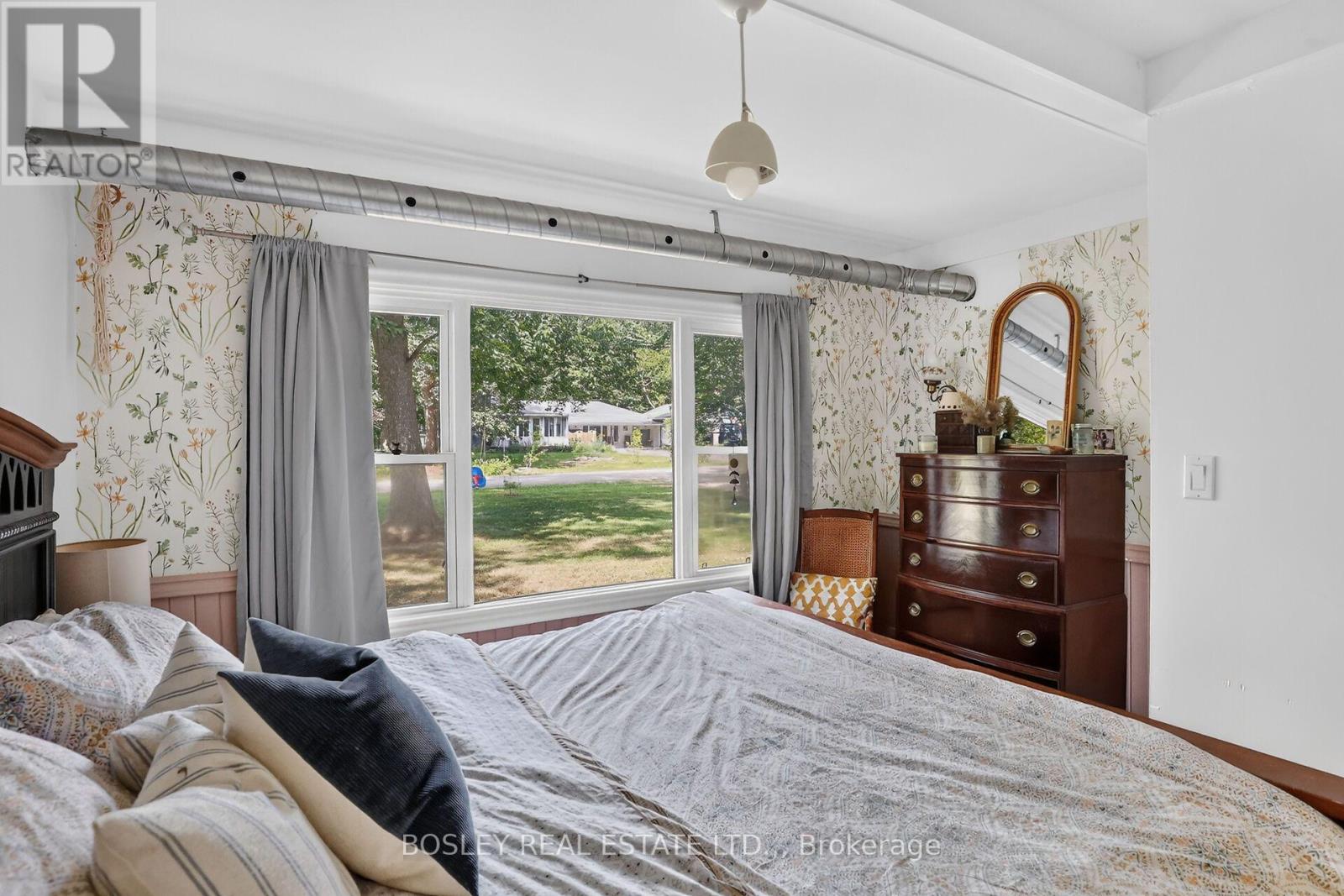 804 BERNARD AVENUE - 23