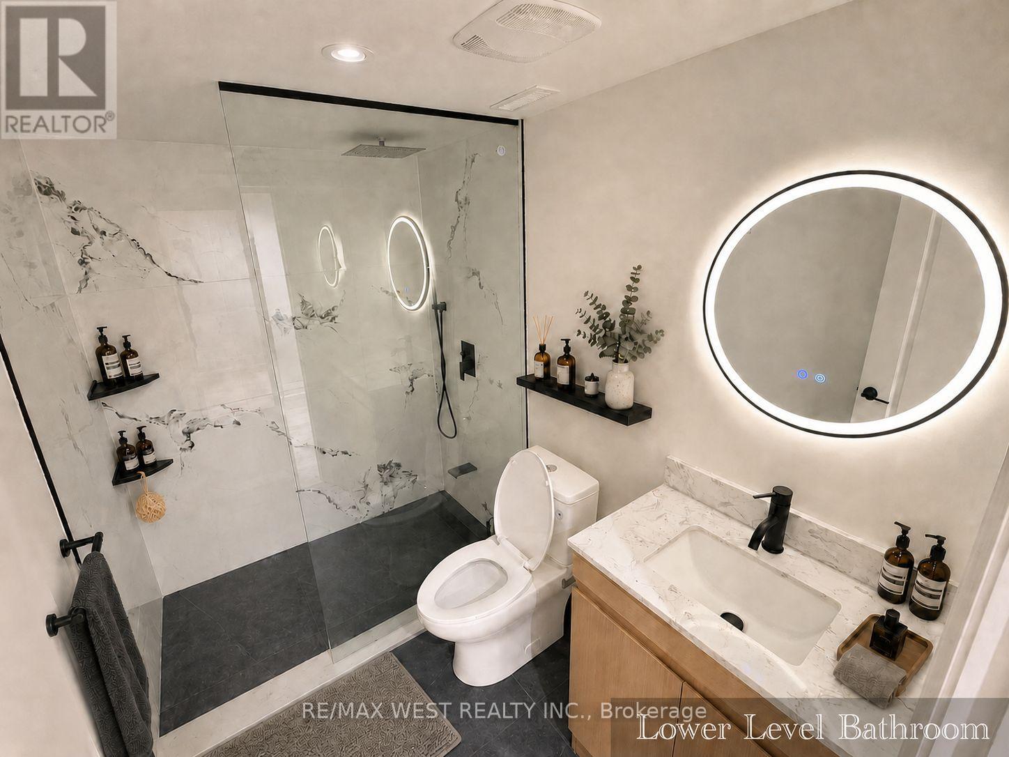 #67 900 CENTRAL PARK DRIVE - Image 14