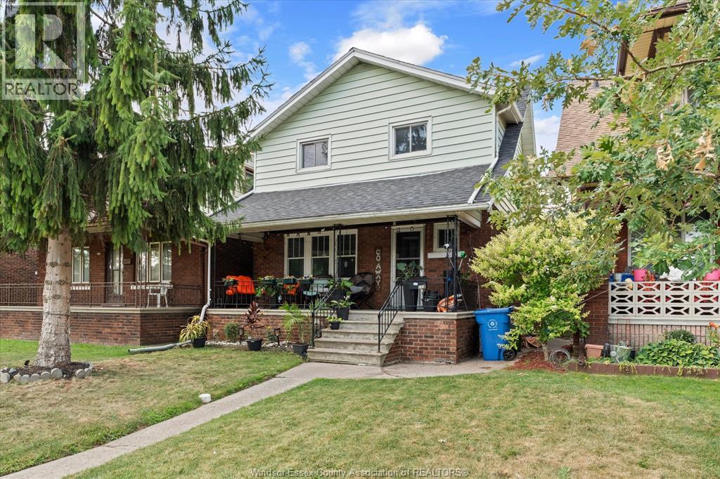 1481 Benjamin AVENUE - 1