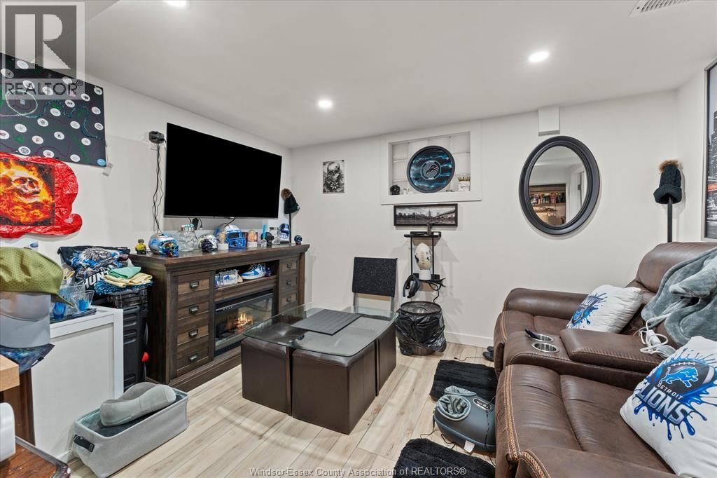 1481 Benjamin AVENUE - 17