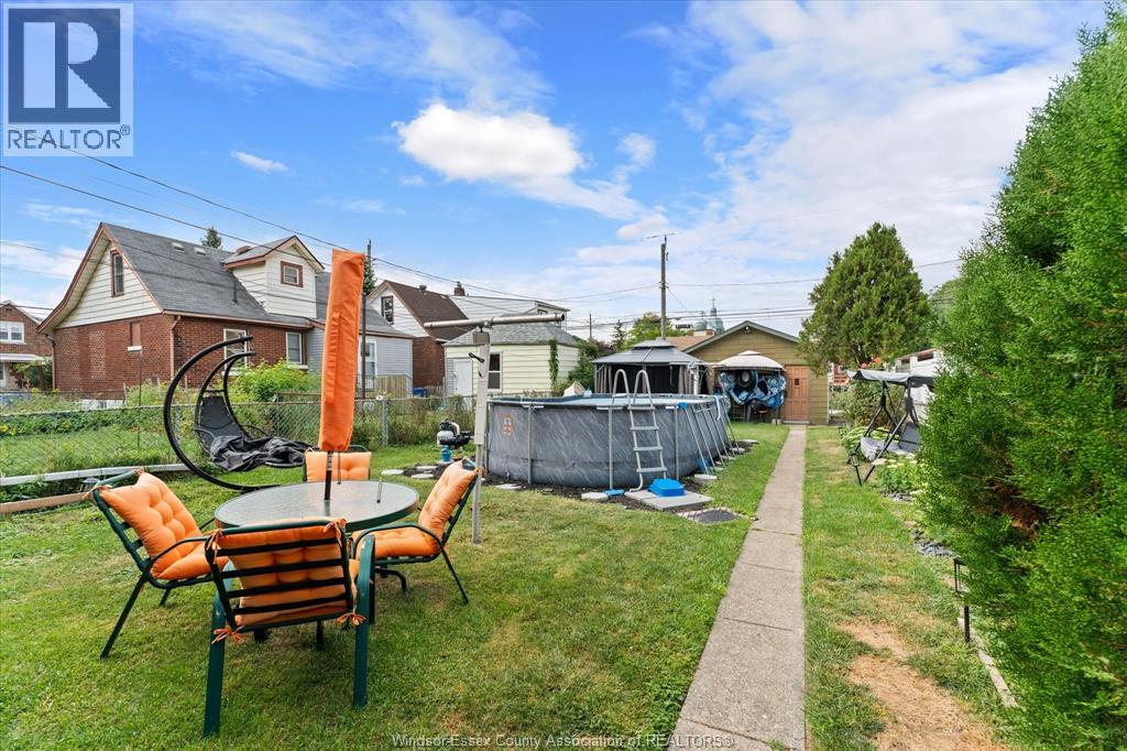 1481 Benjamin AVENUE - Image 28
