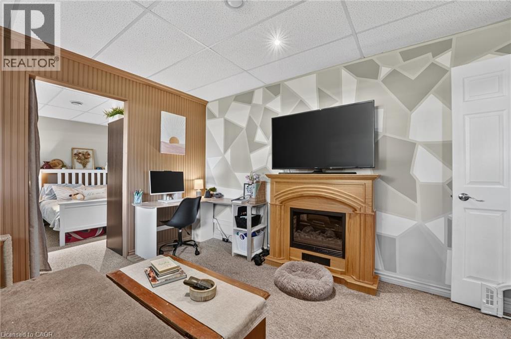2483 SHURIE Road - Image 31