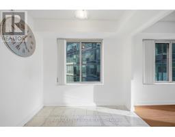 1203 - 33 University Avenue, Toronto, ON M5J2S7 Photo 12