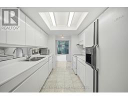 1203 - 33 University Avenue, Toronto, ON M5J2S7 Photo 8