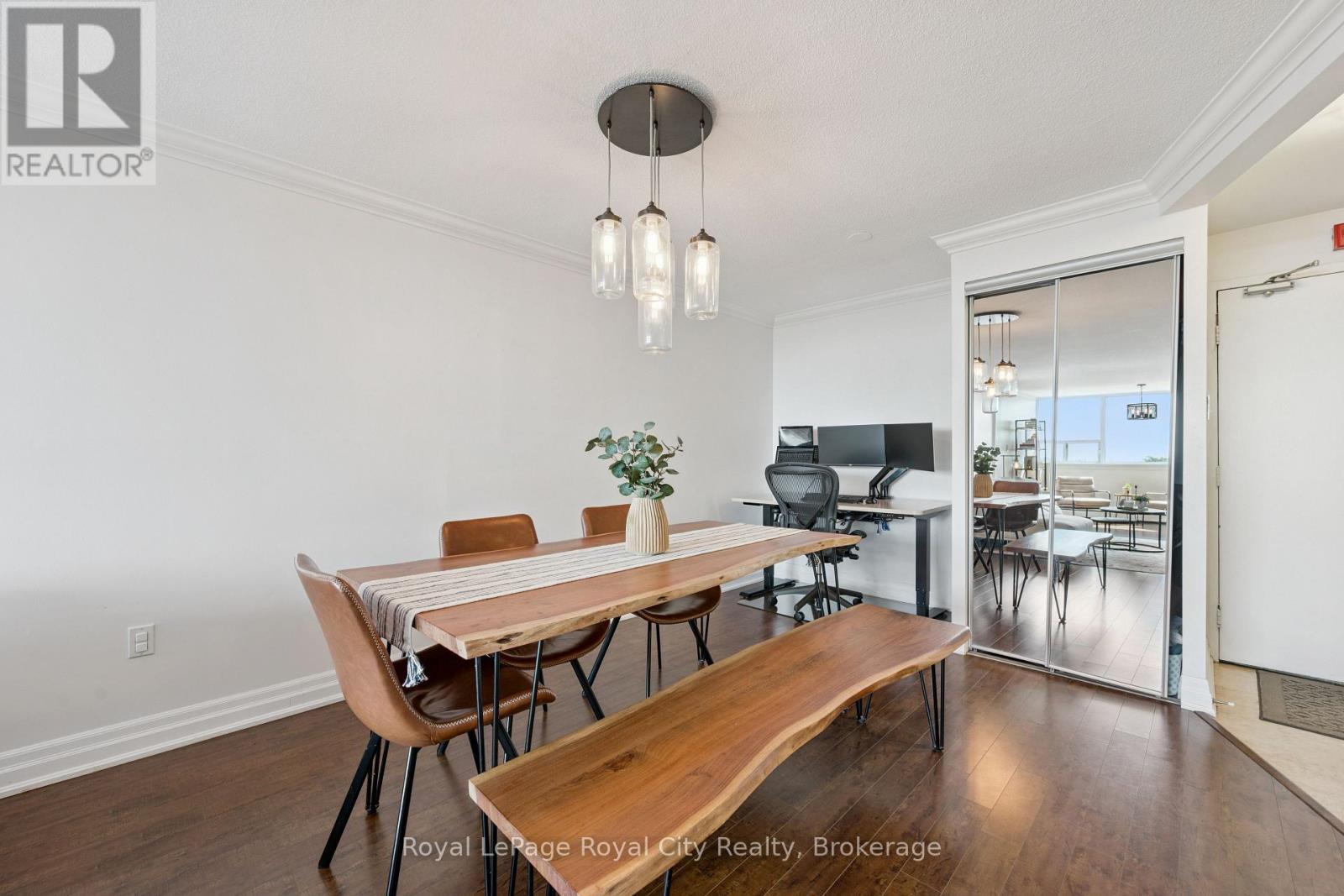 #903 55 YARMOUTH STREET - 13