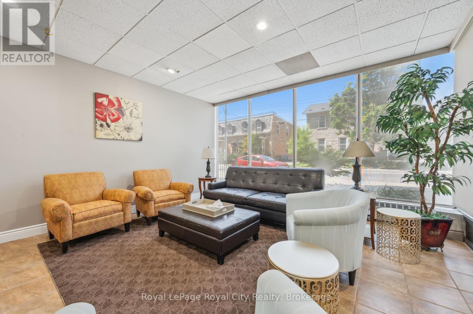 #903 55 YARMOUTH STREET - Image 37