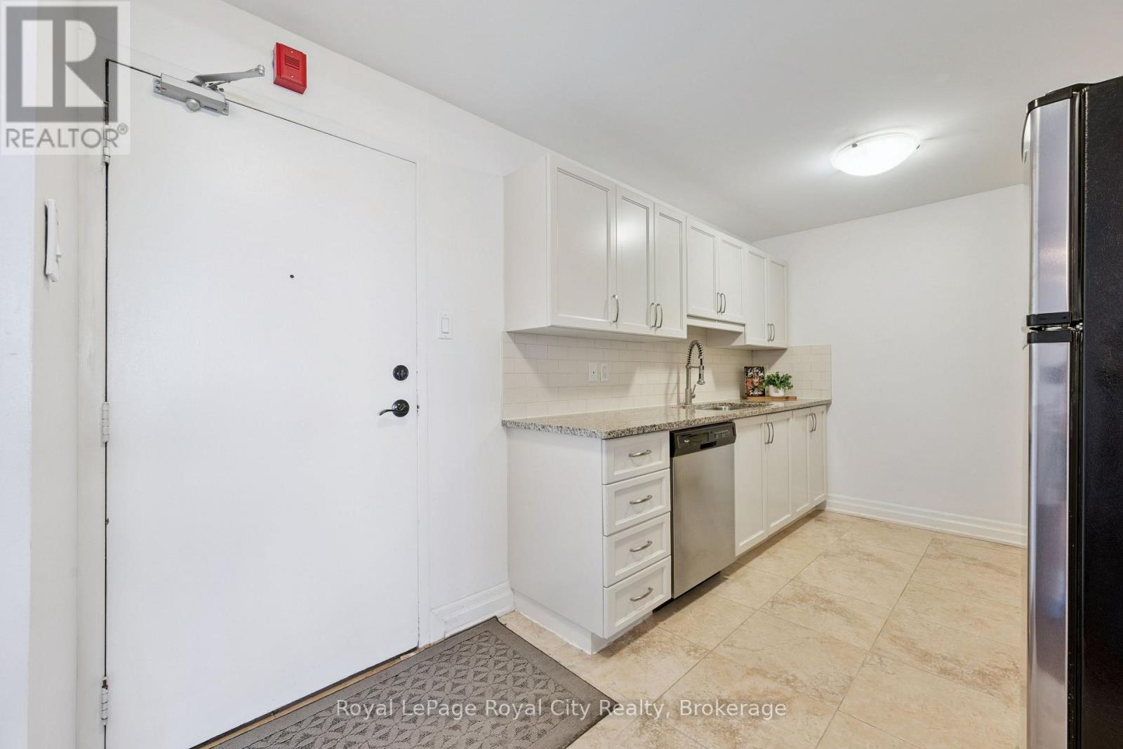 #903 55 YARMOUTH STREET - Image 7