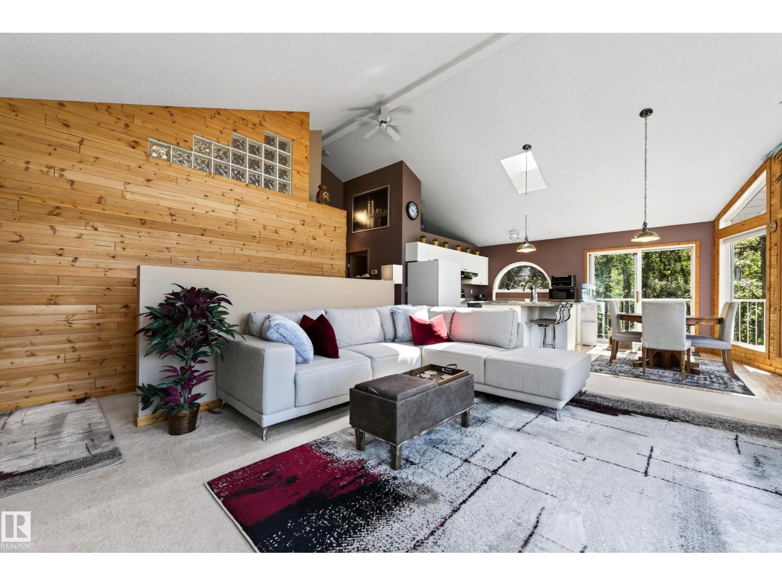#53 51263 RGE ROAD 204 - 13