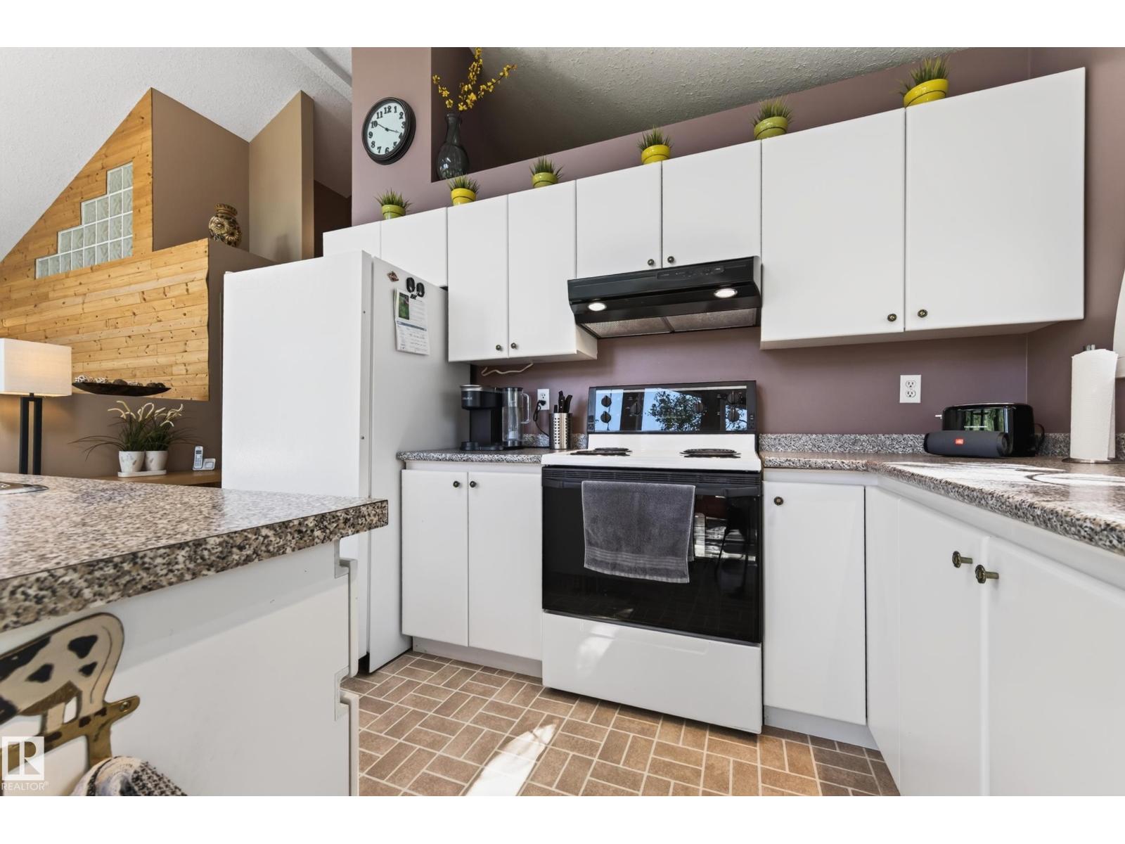 #53 51263 RGE ROAD 204 - Image 20