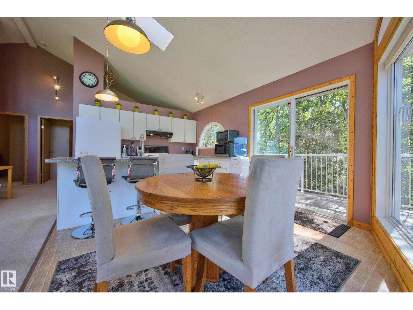 #53 51263 RGE ROAD 204 - 17