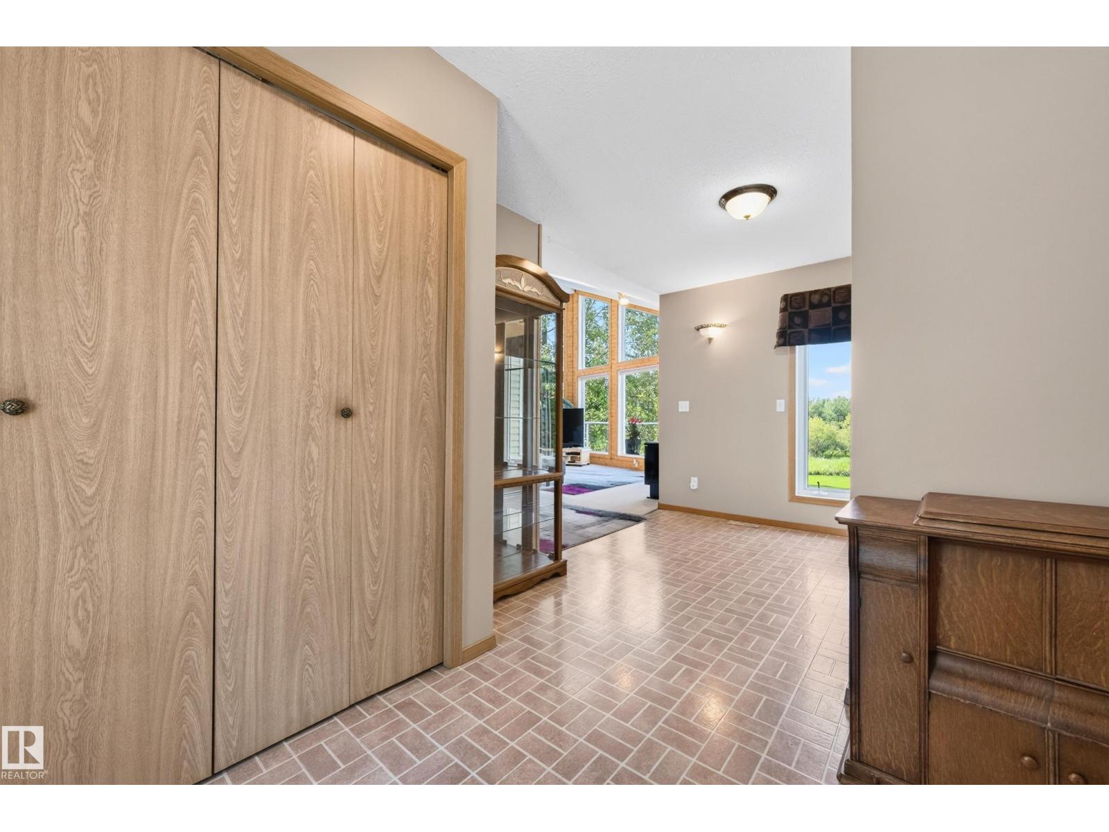 #53 51263 RGE ROAD 204 - Image 42