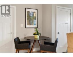 932 Arcadia St, Esquimalt, BC V9A5X1 Photo 30