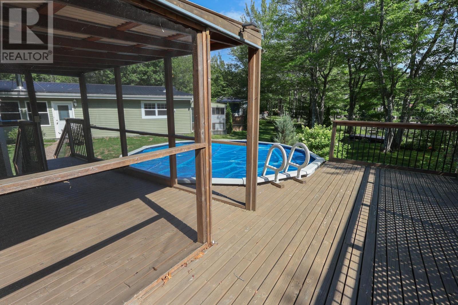 Property 39 of 48 of 21 Lakeview Road