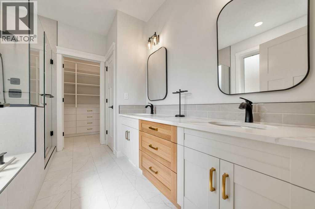 1027 Canyon Boulevard W - Image 20