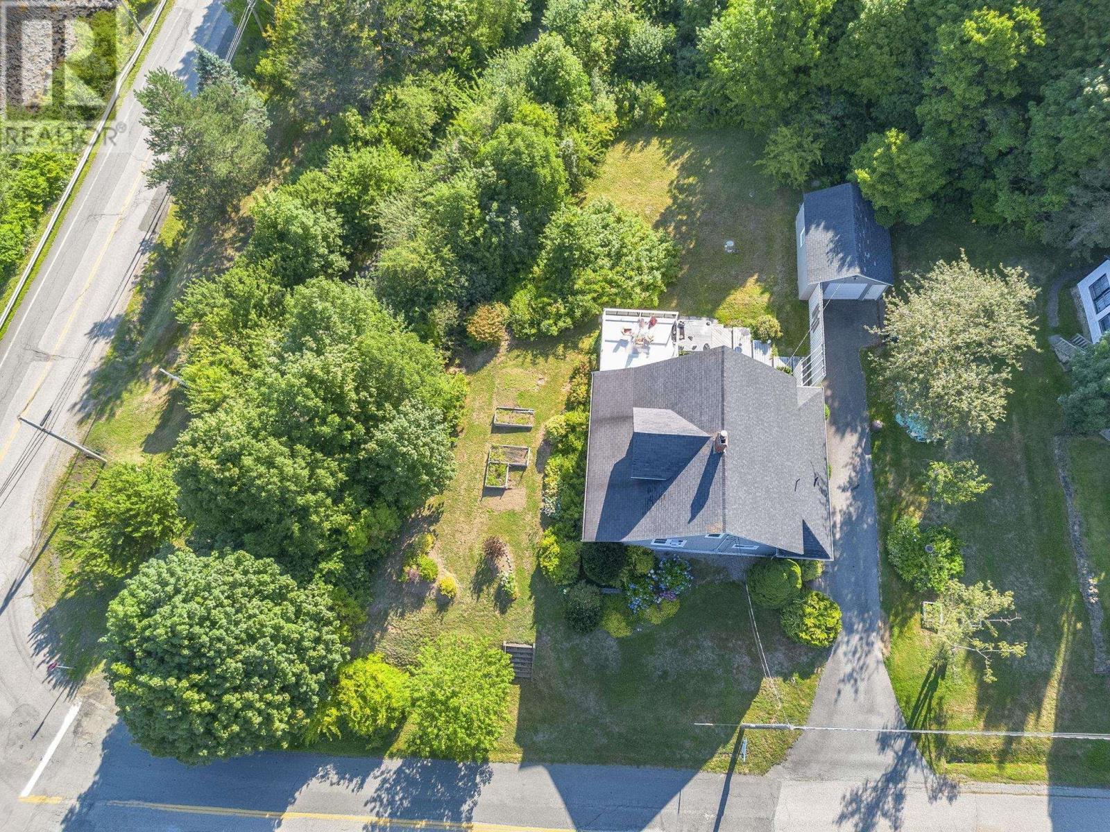 Property 28 of 36 of 210 King Street