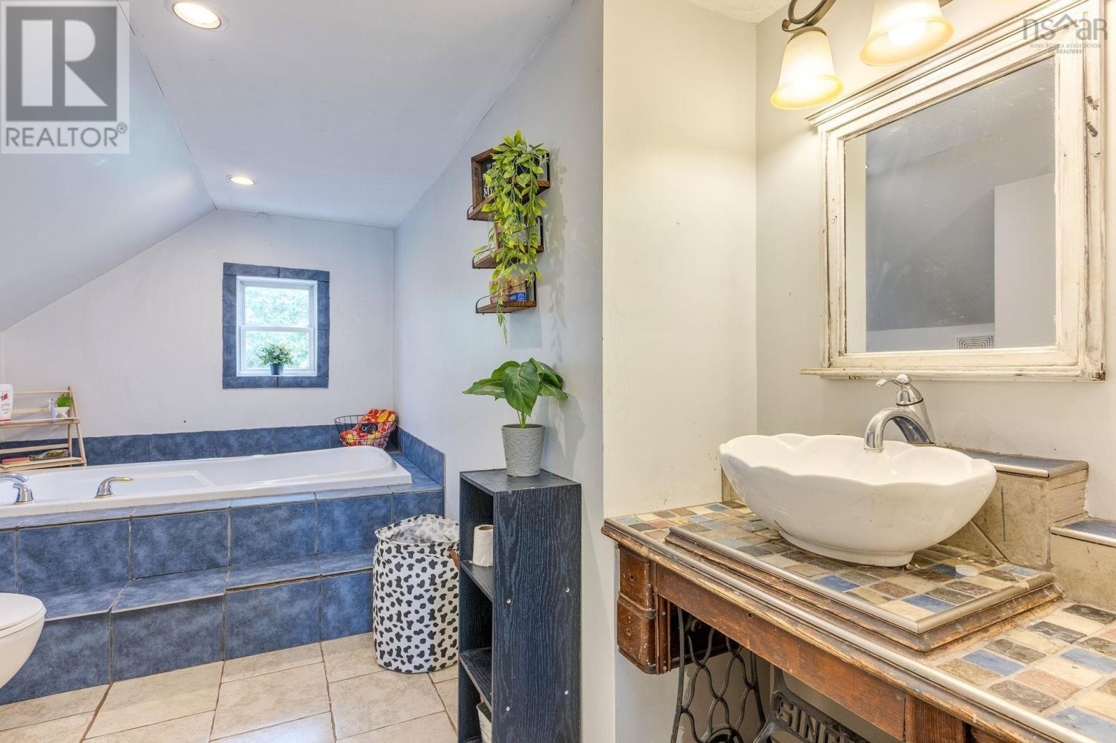 Property 25 of 49 of 47 Asquith Avenue