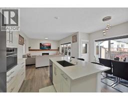 Kitchen - 2386 Fairways Circle S, Airdrie, AB T4B2W9 Photo 10