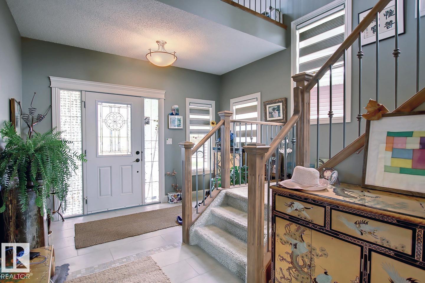 6175 Stinson WY NW - 2