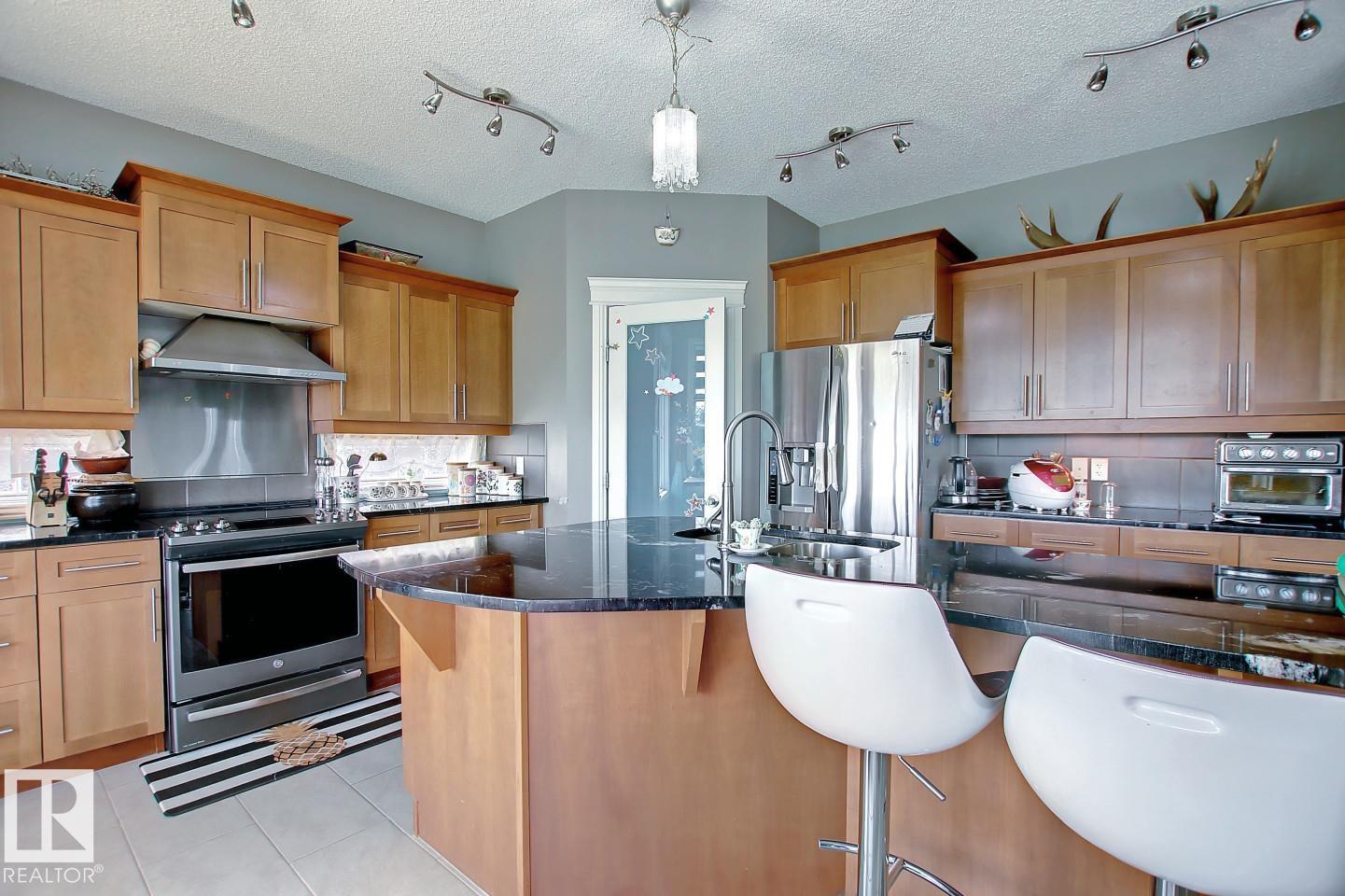 6175 Stinson WY NW - Image 4