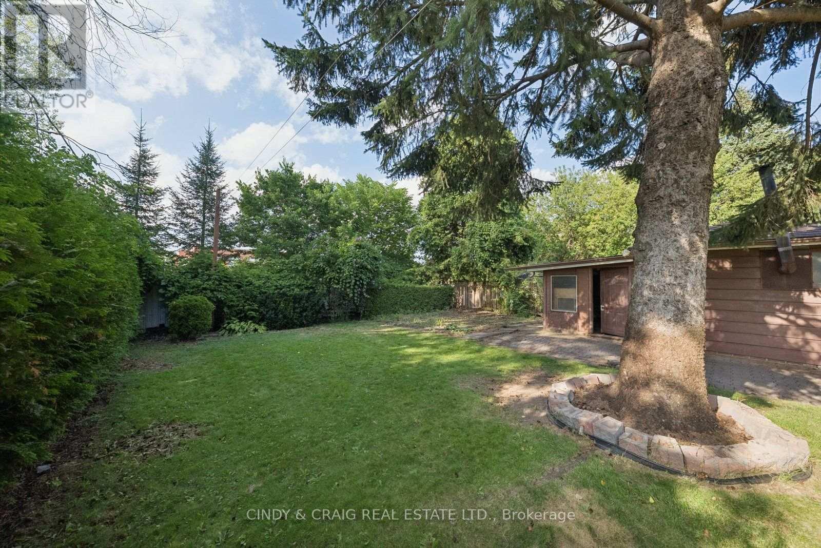 522 DUNKIRK AVENUE - 12