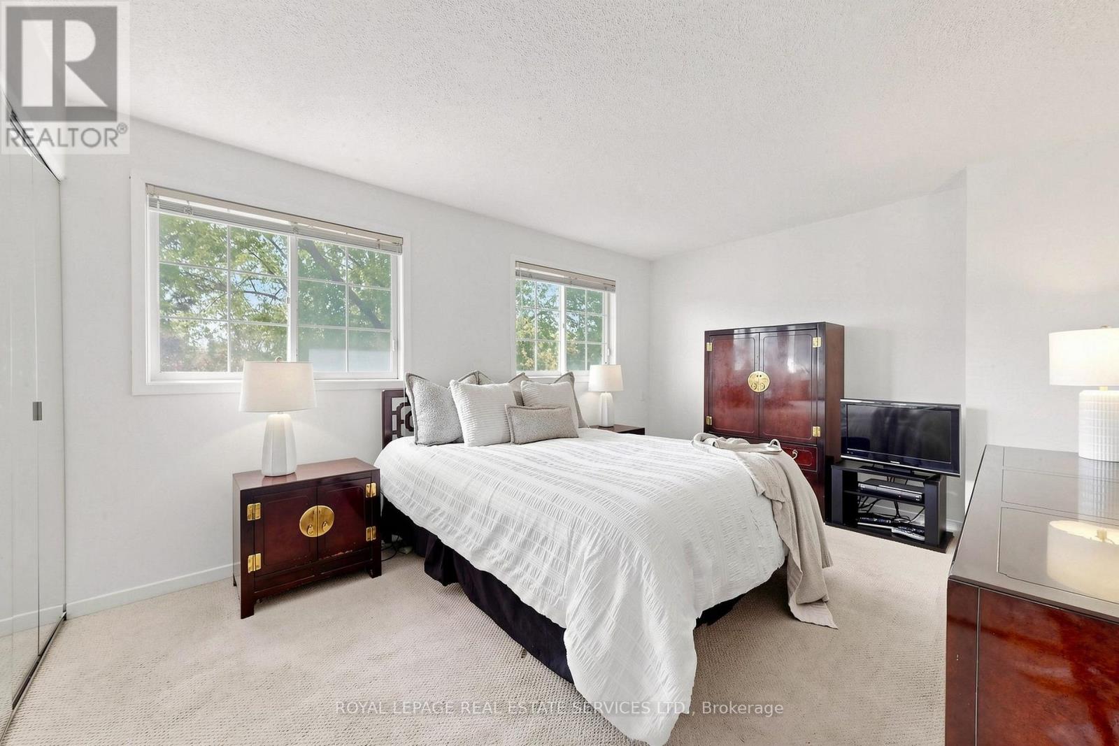 150 TAMARACK DRIVE - 19