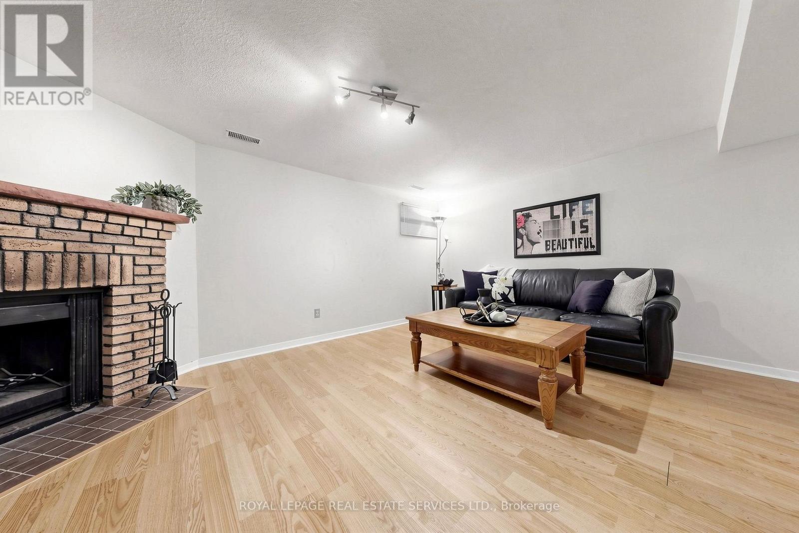 150 TAMARACK DRIVE - Image 27