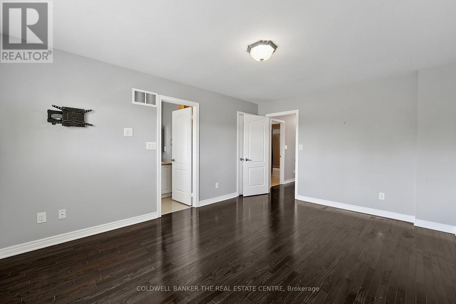370 DOAK LANE - Image 18