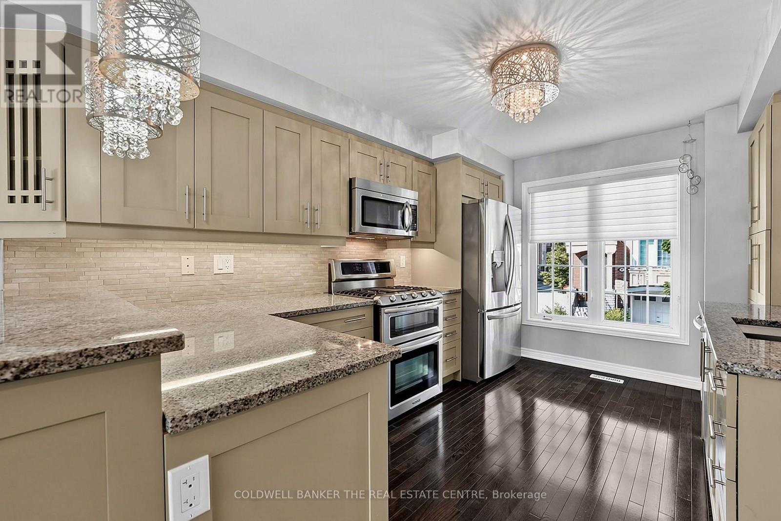 370 DOAK LANE - Image 3