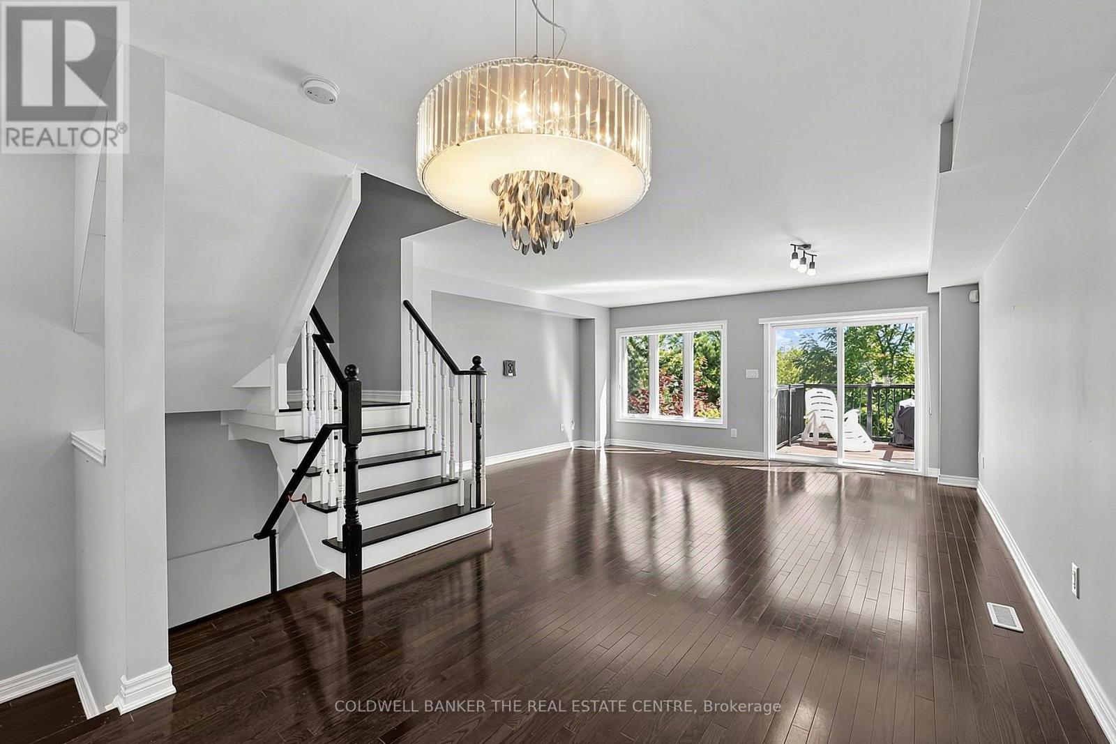 370 DOAK LANE - Image 7