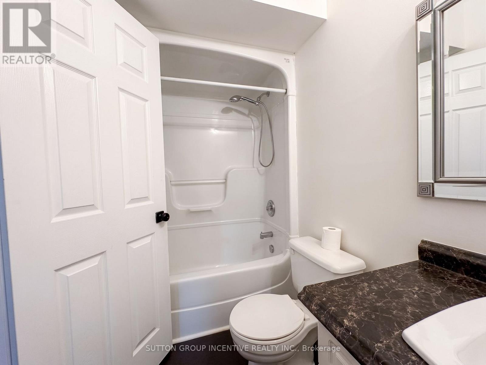 8 ALPINE WAY - Image 27